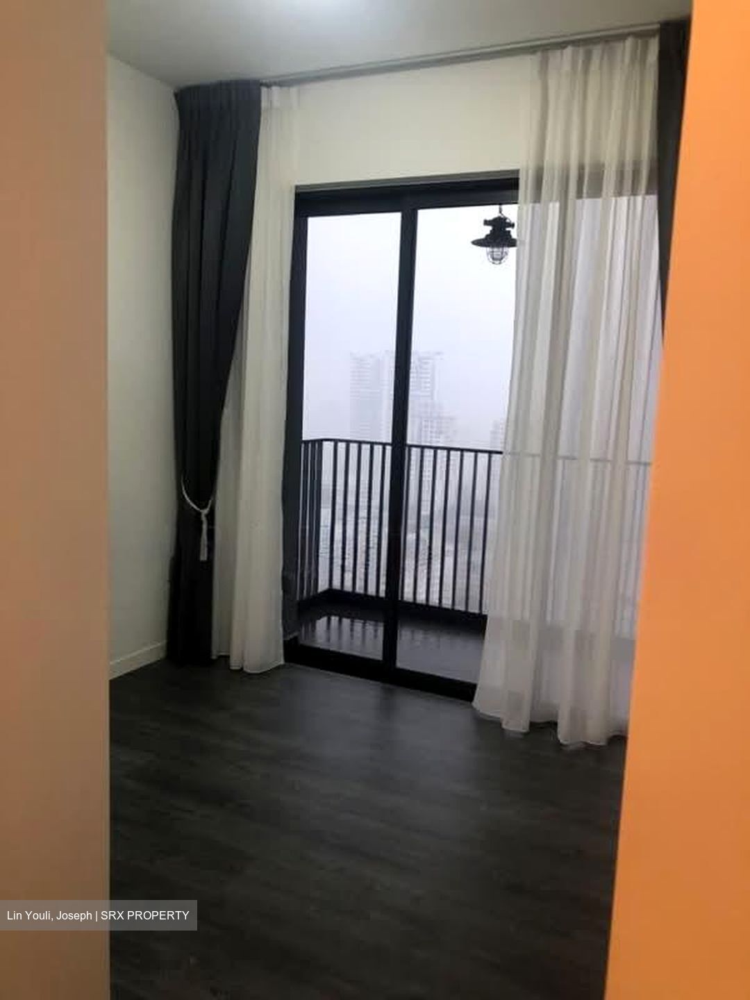 Sky Vue (D20), Condominium #581009071